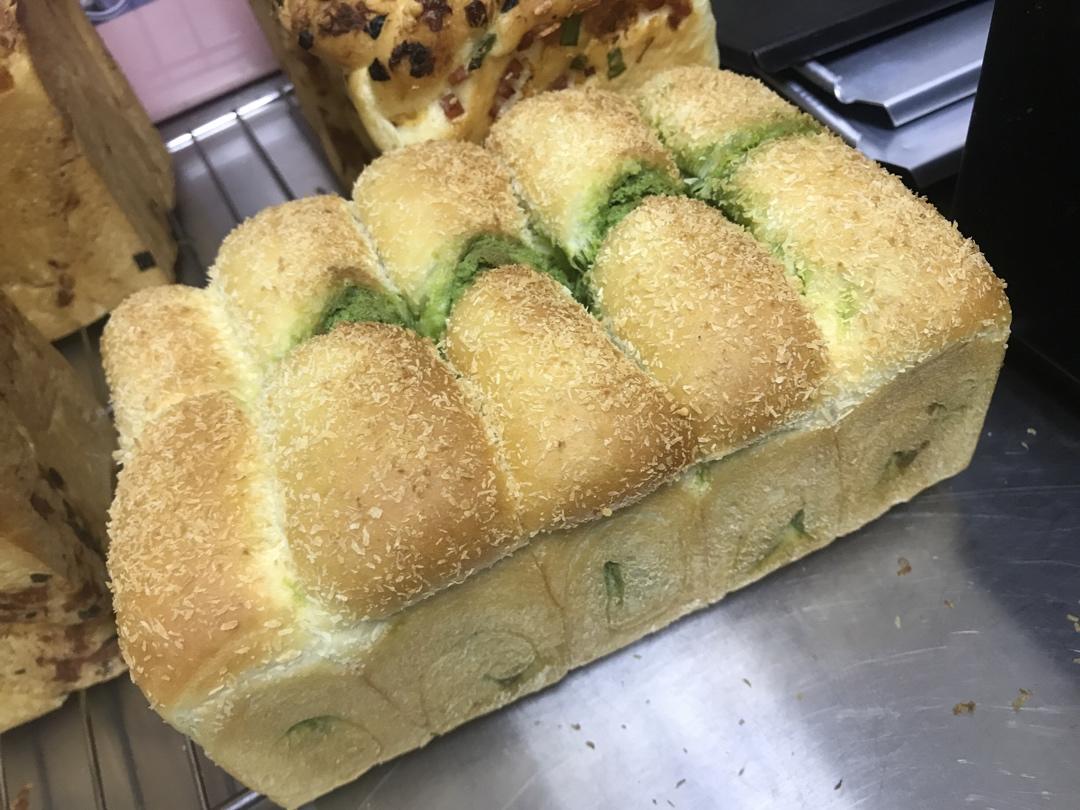 抹茶奶酥小金砖（70%中种吐司）