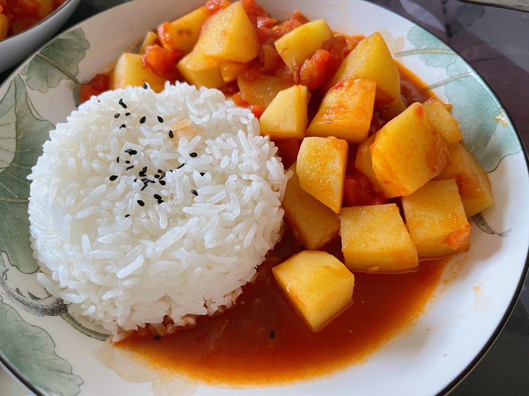 番茄土豆炖牛腩