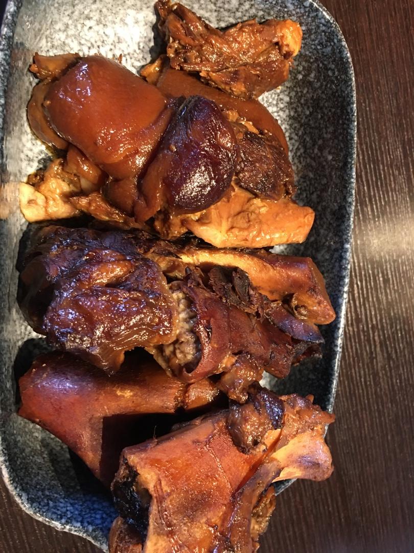 电压力锅大肘子