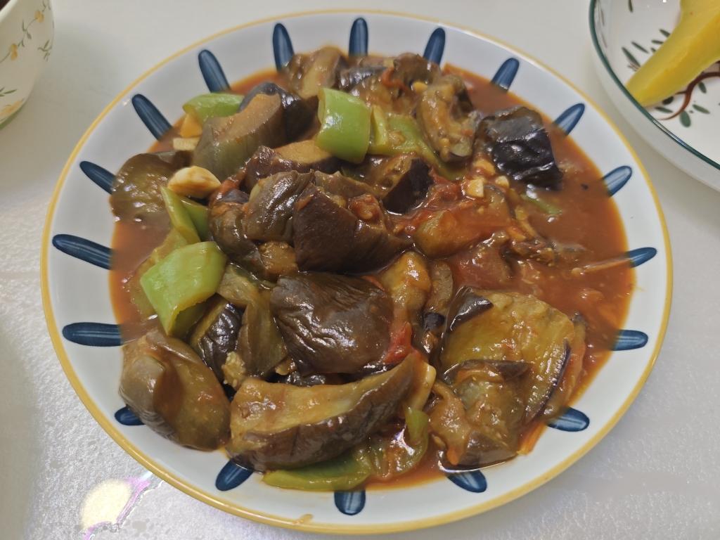 5分钟快手下饭菜#番茄炒茄子🍅番茄家族