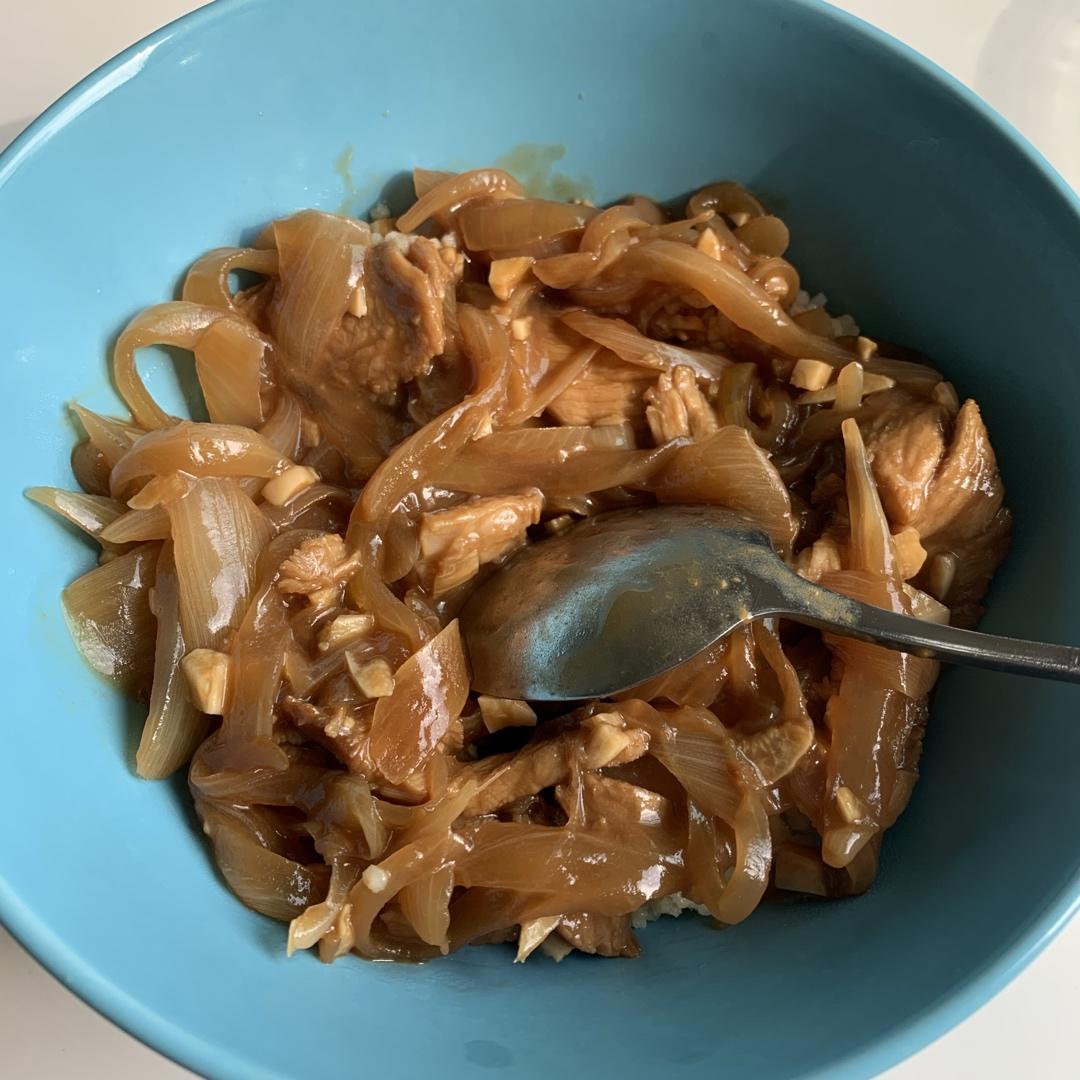 洋葱炒肉片
