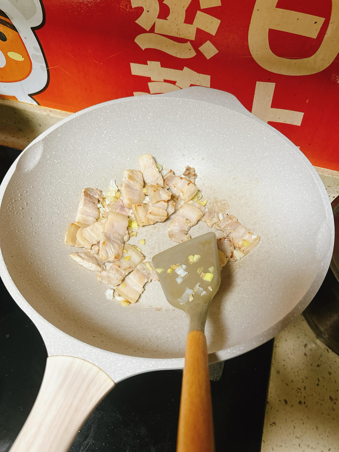 五花肉炖白菜粉皮