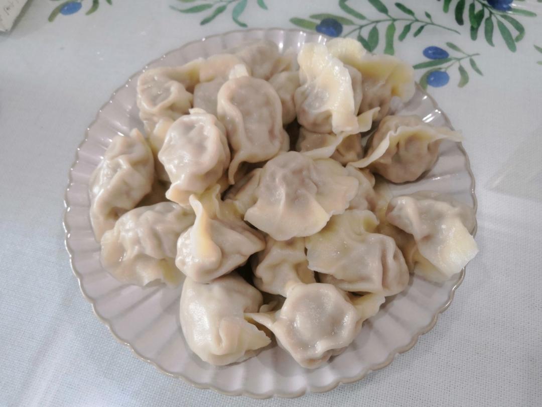 鲜果厨房做的东北酸菜馅饺子附万能馅方法