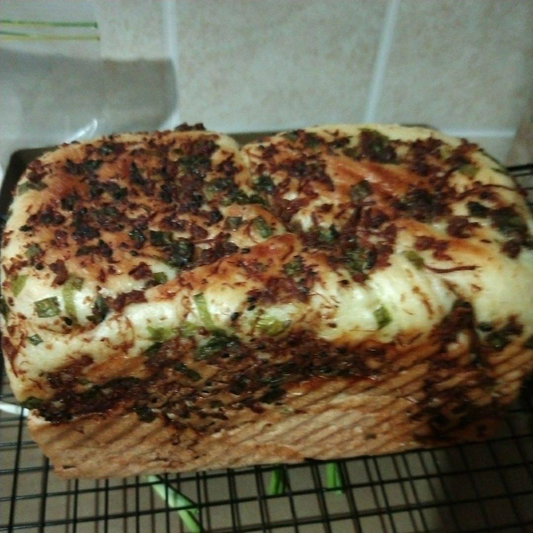 香葱肉松手撕吐司