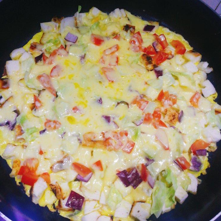 馒头披萨（用吐司也可以，消灭馒头吐司的早餐）