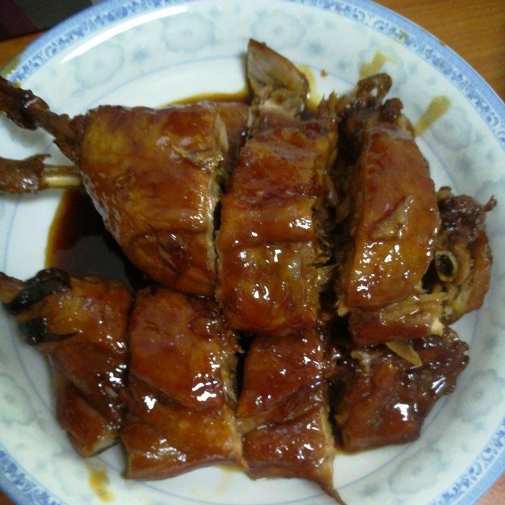 秘制酱鸭腿