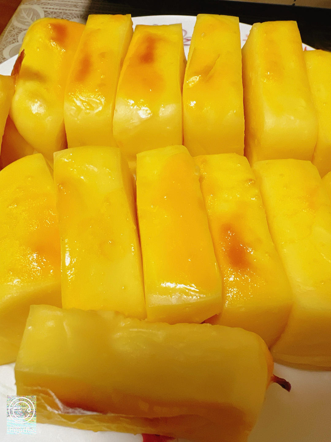 烤牛奶，又叫烤鲜奶（全蛋版，消耗牛奶）