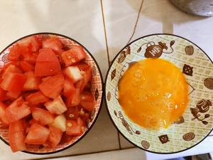 能吃一辈子的减脂神器——番茄浓汤魔芋结的做法 步骤2