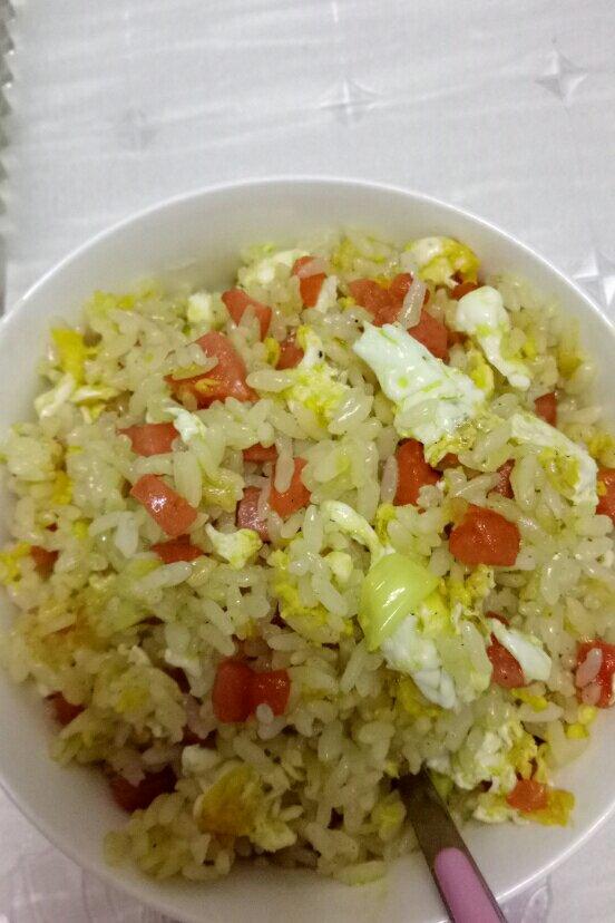 黄金火腿肠蛋炒饭