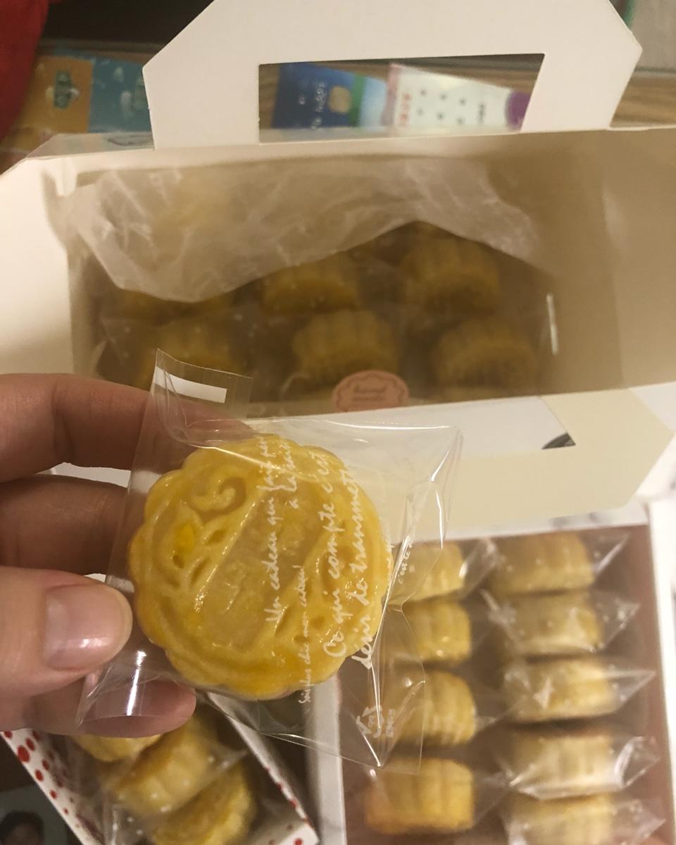 奶黄月饼