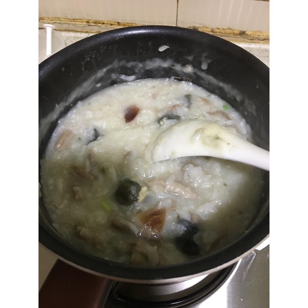 皮蛋瘦肉粥