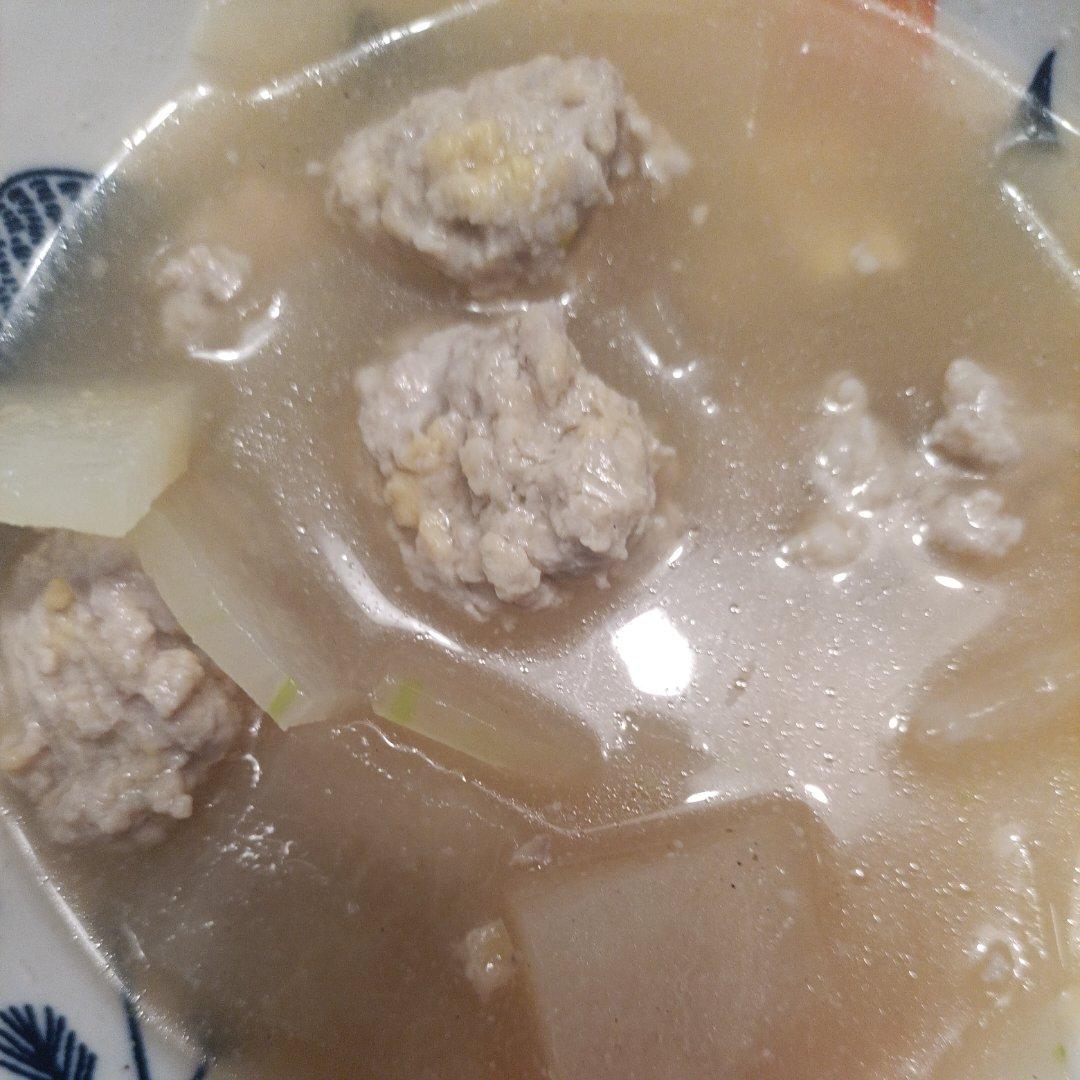 夏天不可错过的家常味--冬瓜丸子汤