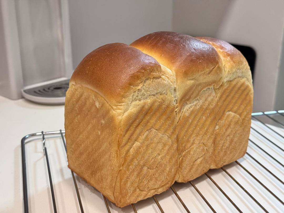 鲜奶吐司（老面法）