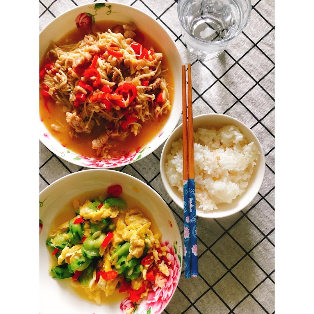 金针菇炒肉丝