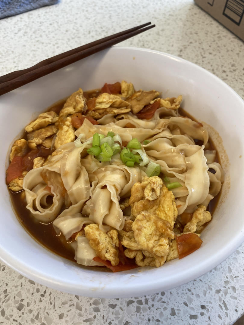 番茄鸡蛋刀削面