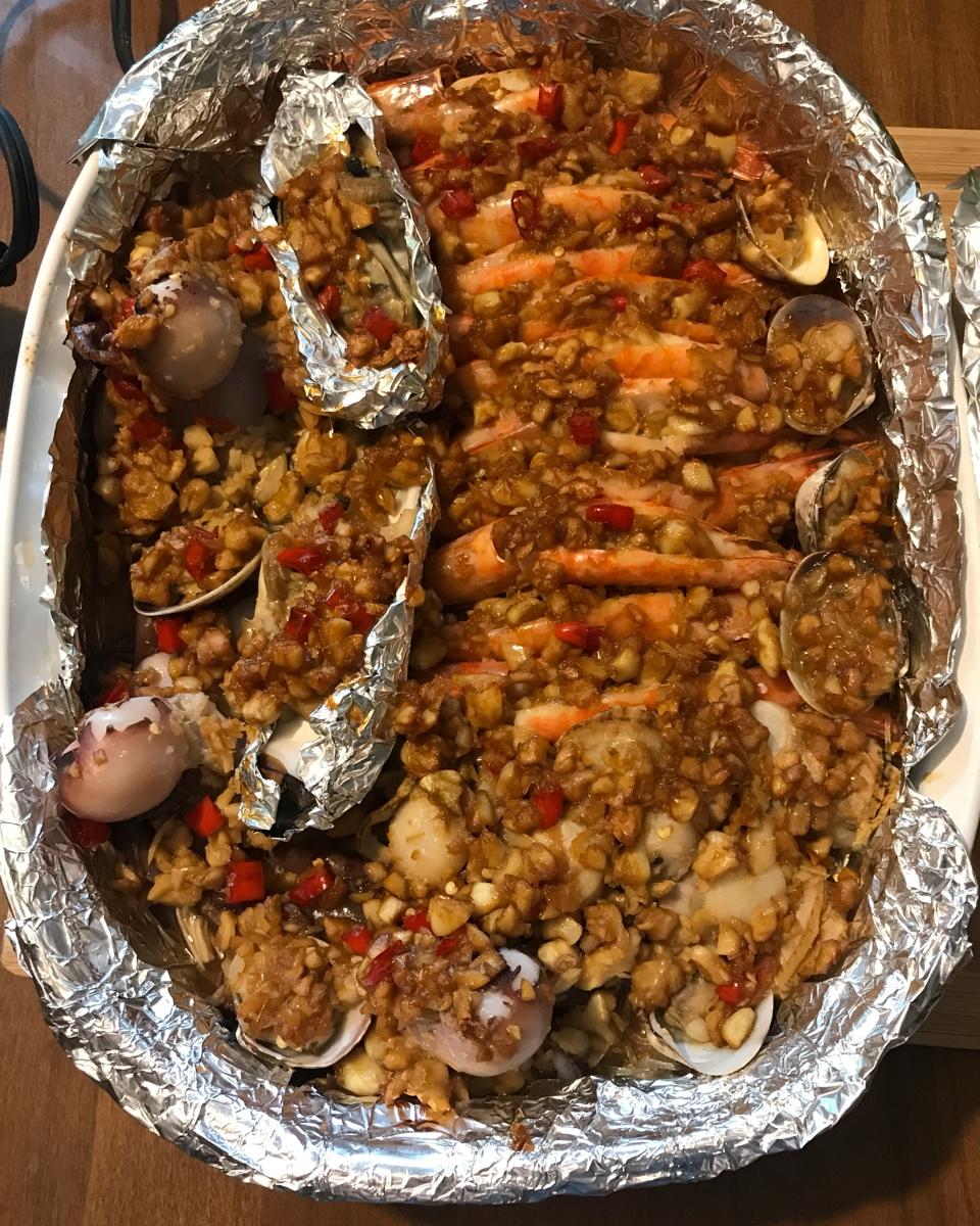 蒜香吮指海鲜大咖——松下NU-JK200W大蒸烤箱食谱