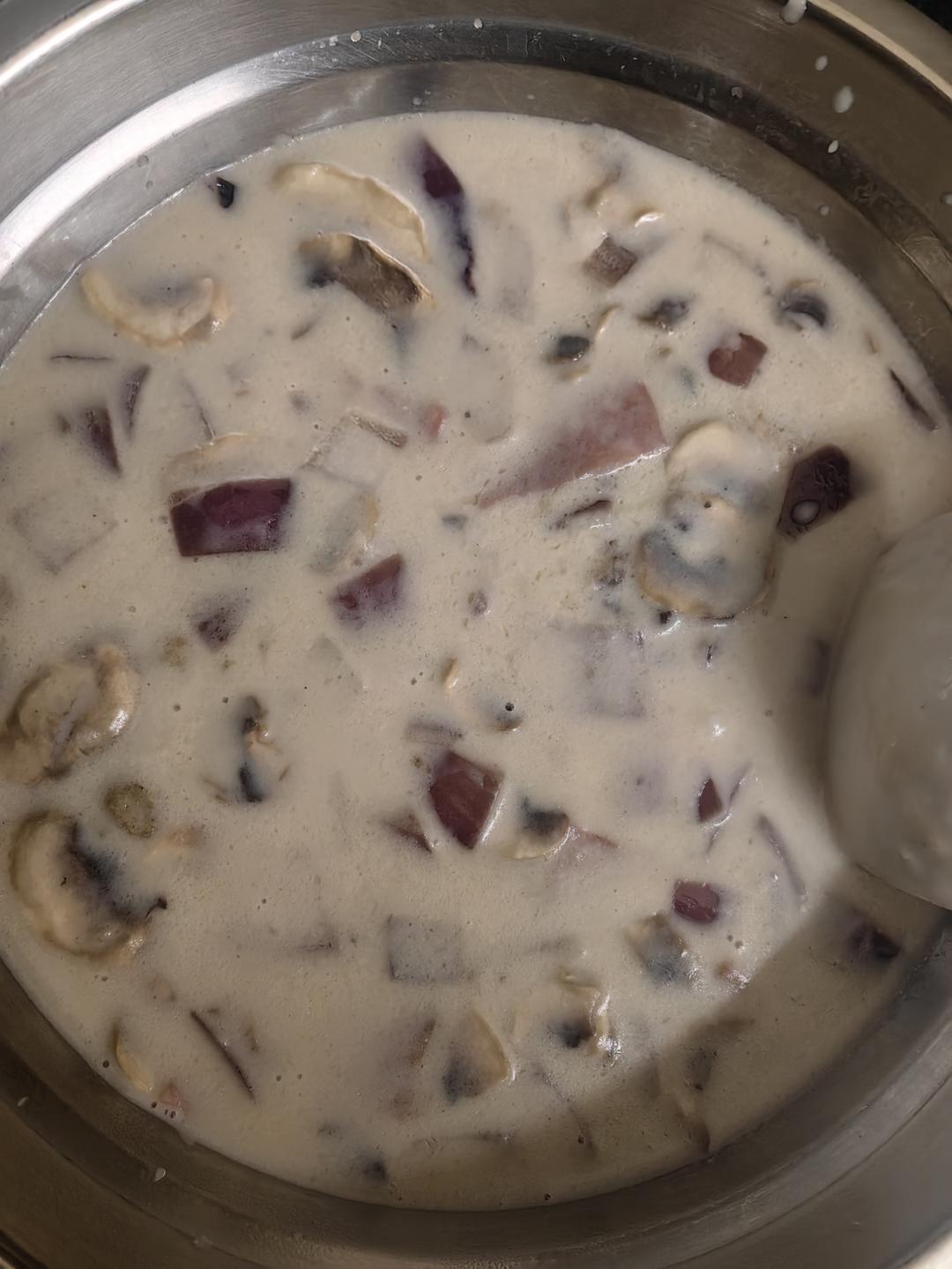 酥皮奶油蘑菇汤