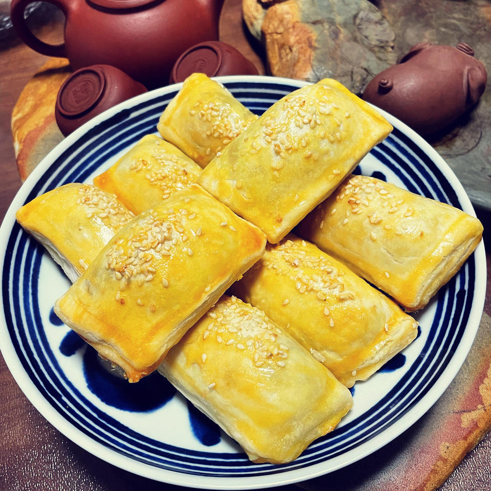 叉烧酥，内有极简叉烧肉馅料做法