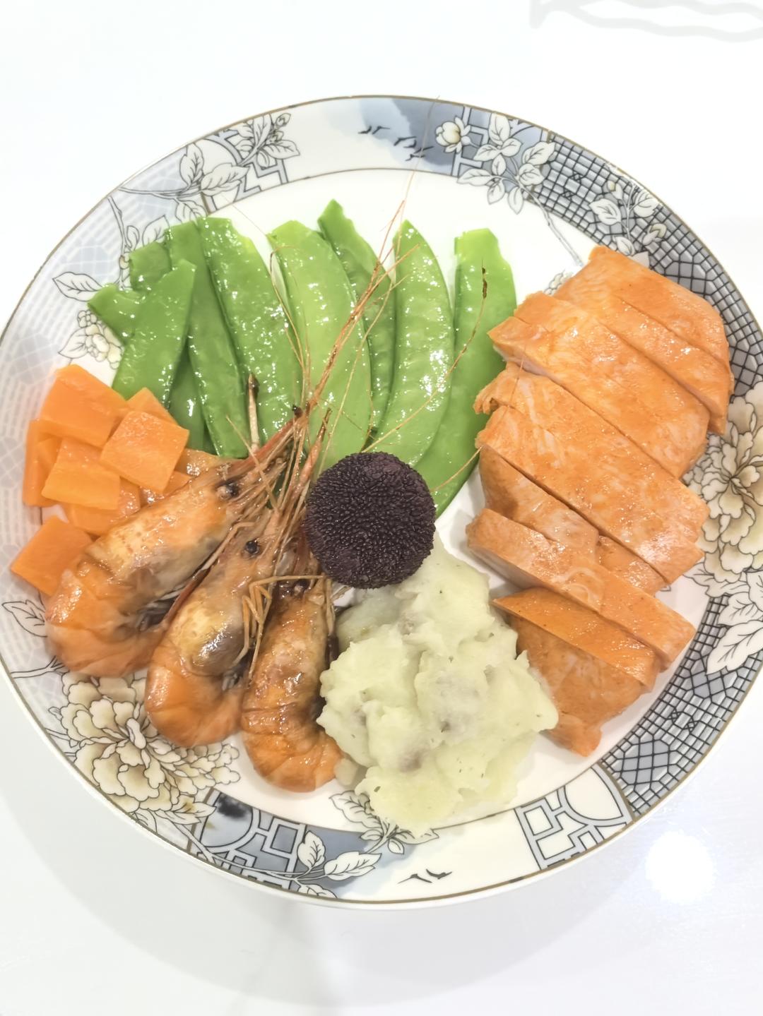 30天成功减重8斤，自己搭配的减脂餐（一）