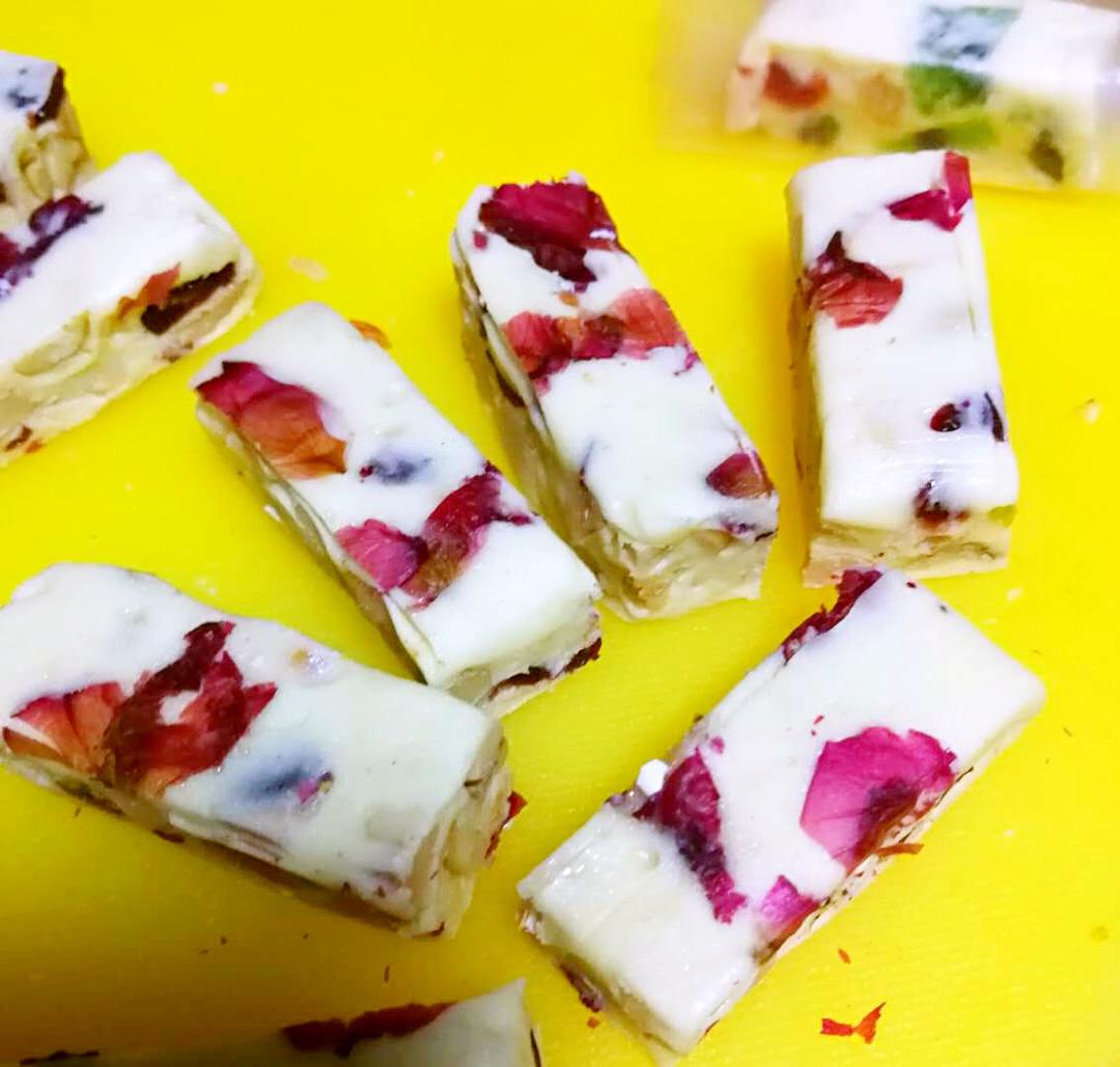 【猫食记】自创配玫瑰 牛轧糖