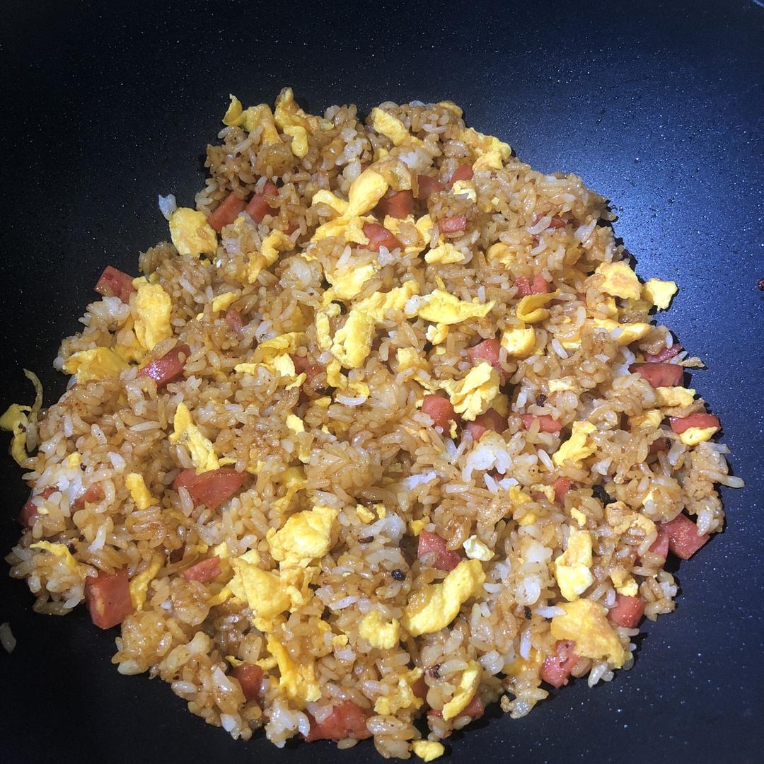 小时候的酱油炒饭