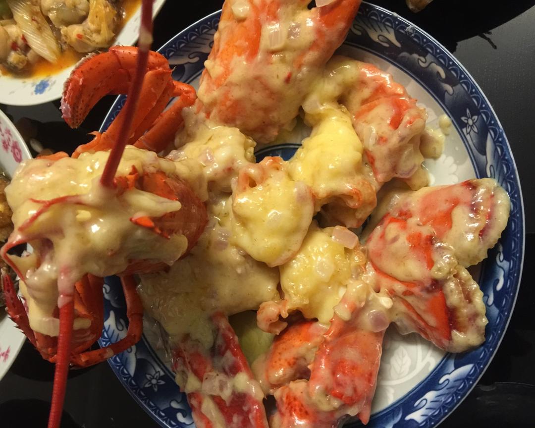 黄油焗波士顿龙虾的做法