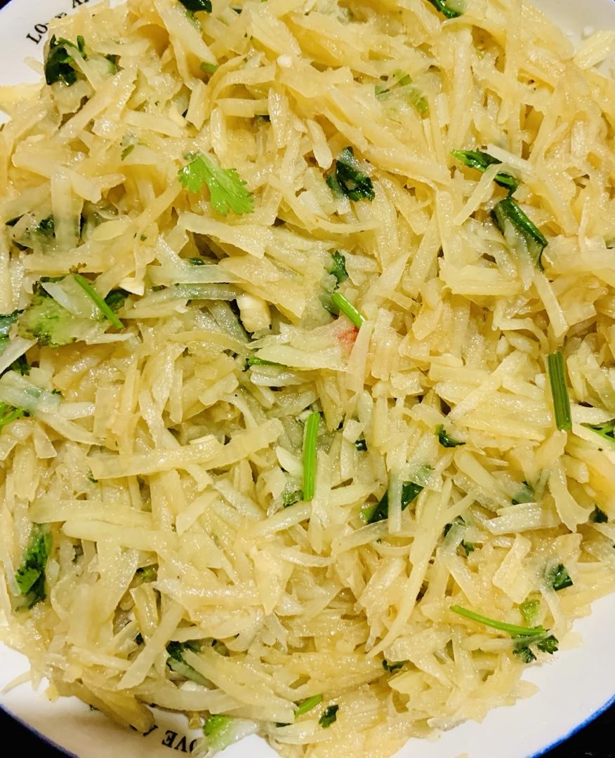 凉拌土豆丝，爽口开胃