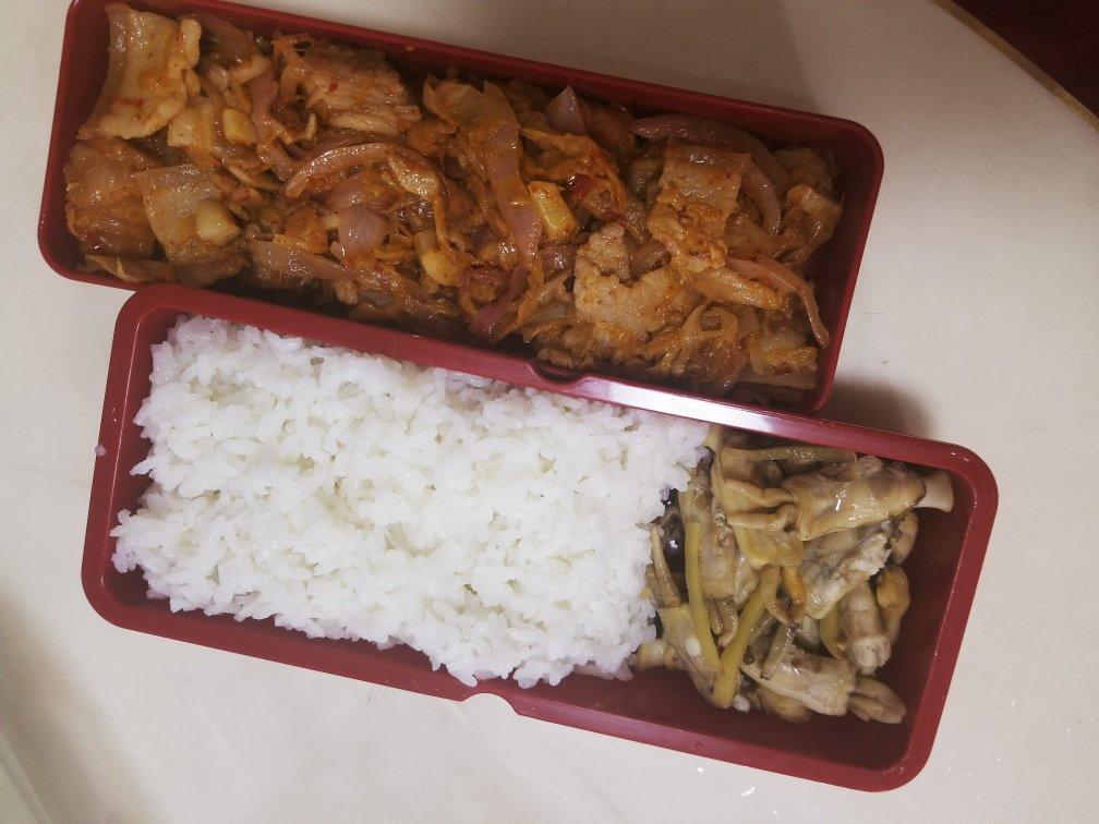 快手版韩式泡菜炒五花肉