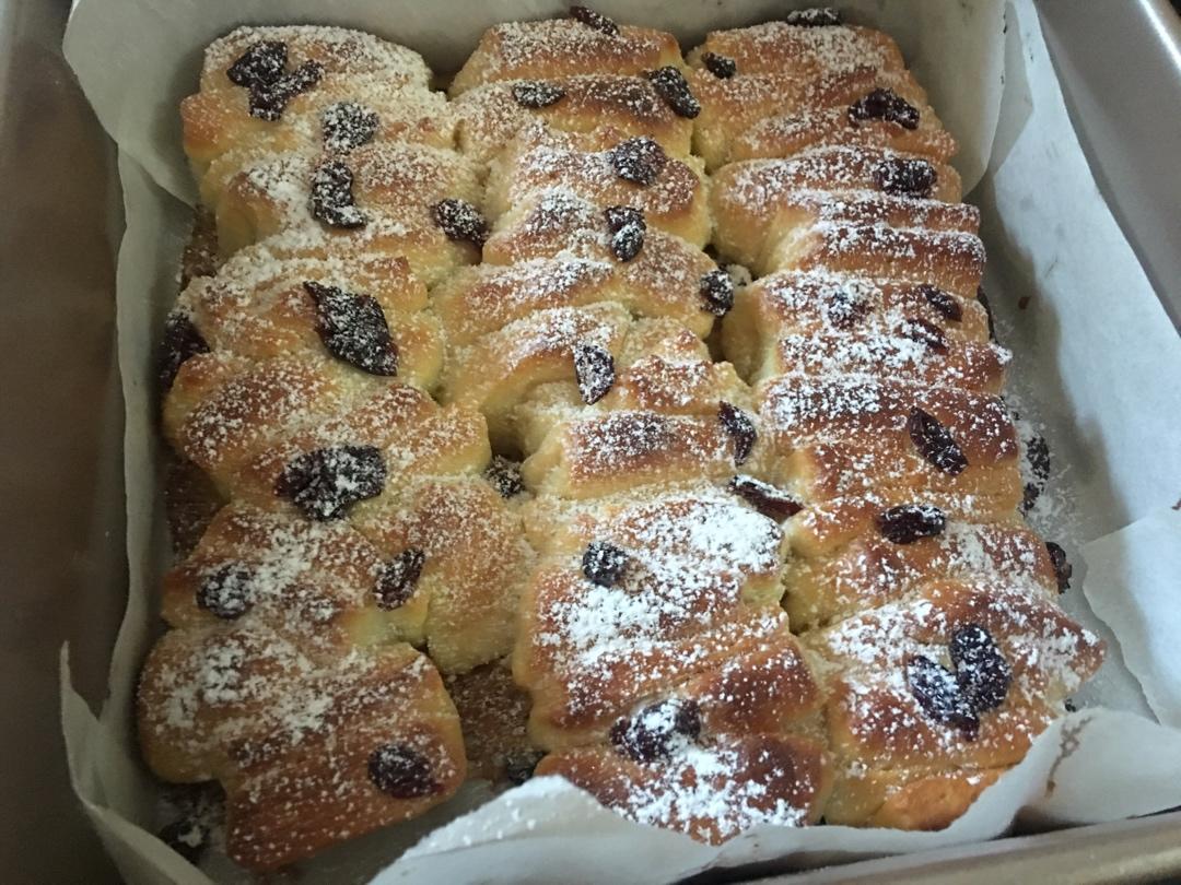 日式香浓炼乳面包