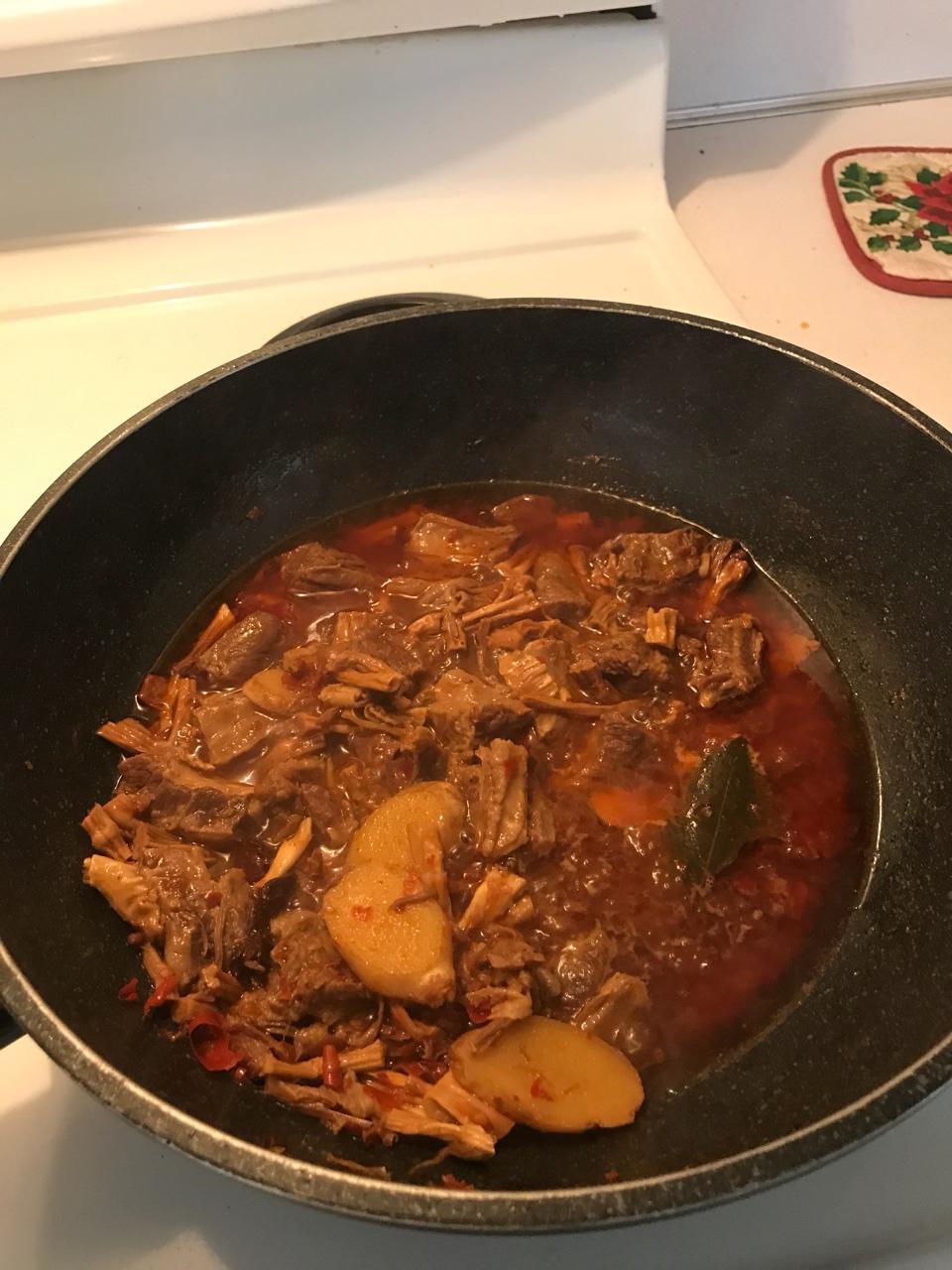 川味笋子烧牛肉