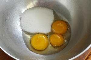 蛋黄夹心小饼的做法 步骤2