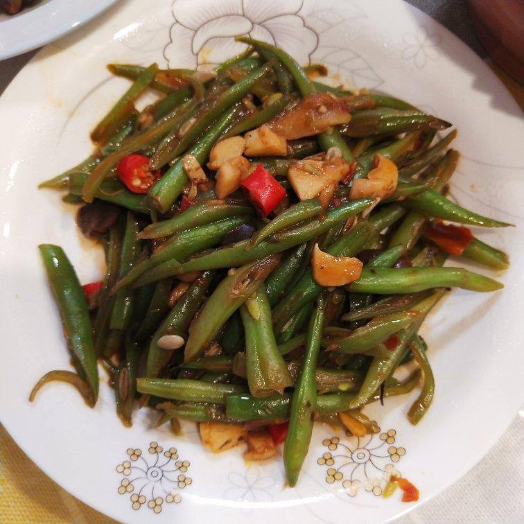 酱爆豆角丝～比肉还好吃的家常菜