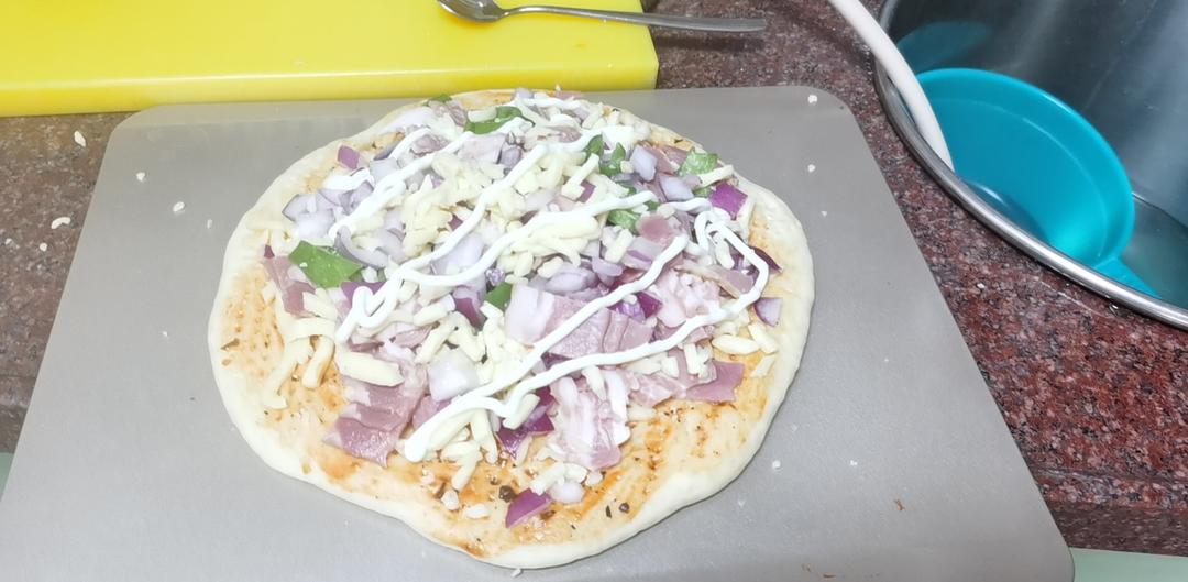 鲜虾🍤培根披萨🍕“内附敲好吃的饼皮做法”
