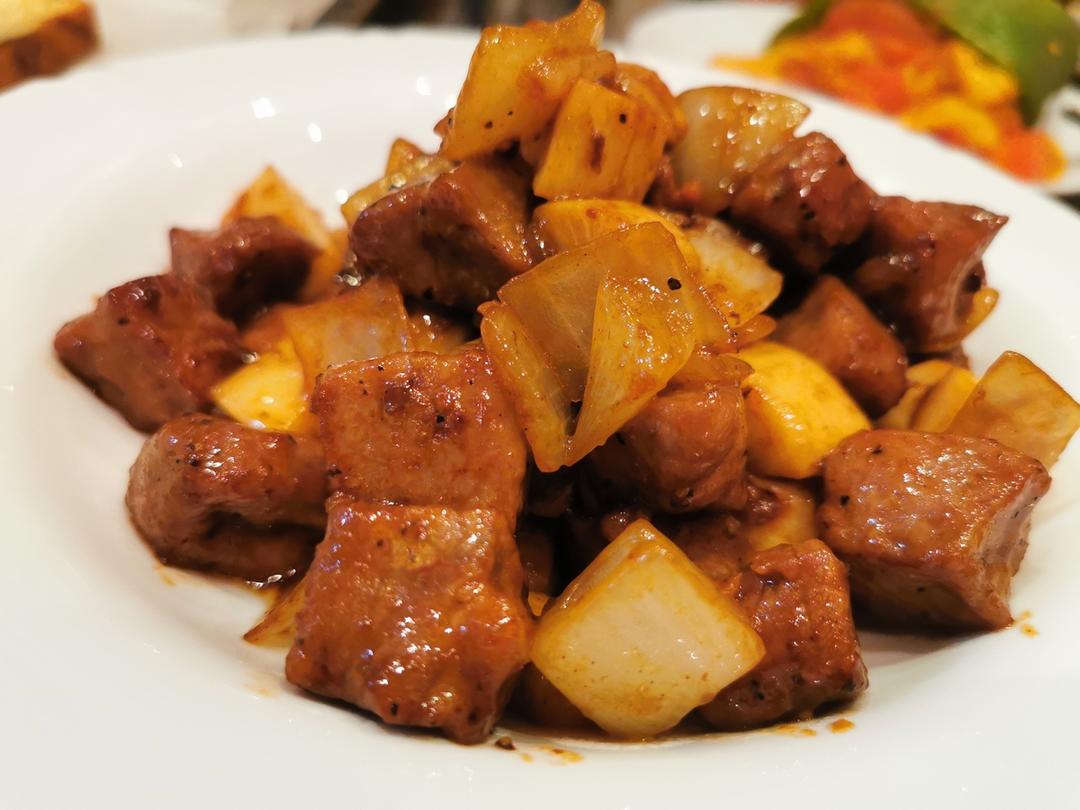 杏鲍菇黑胡椒牛肉粒