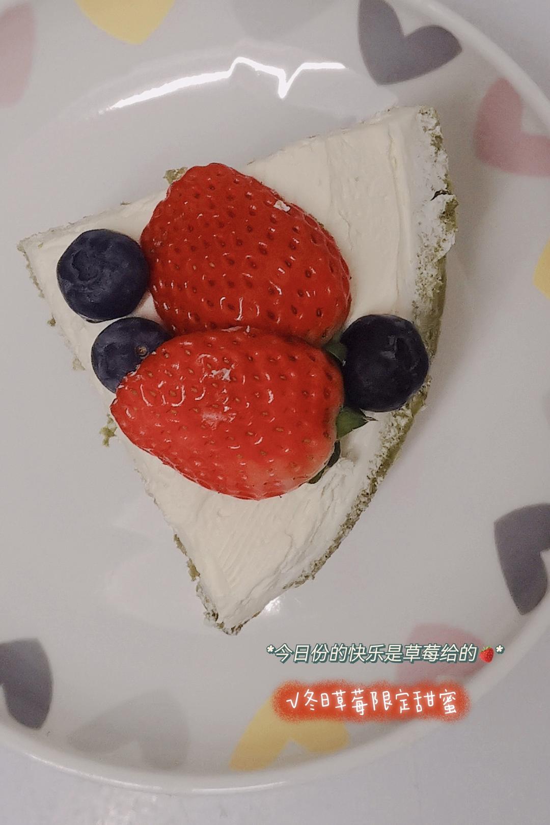 草莓年轮蛋糕，不用抹面不怕卷裂，好看又好吃，圣诞蛋糕就是她了！