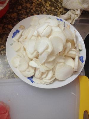 杏鲍菇炒肉的做法 步骤1