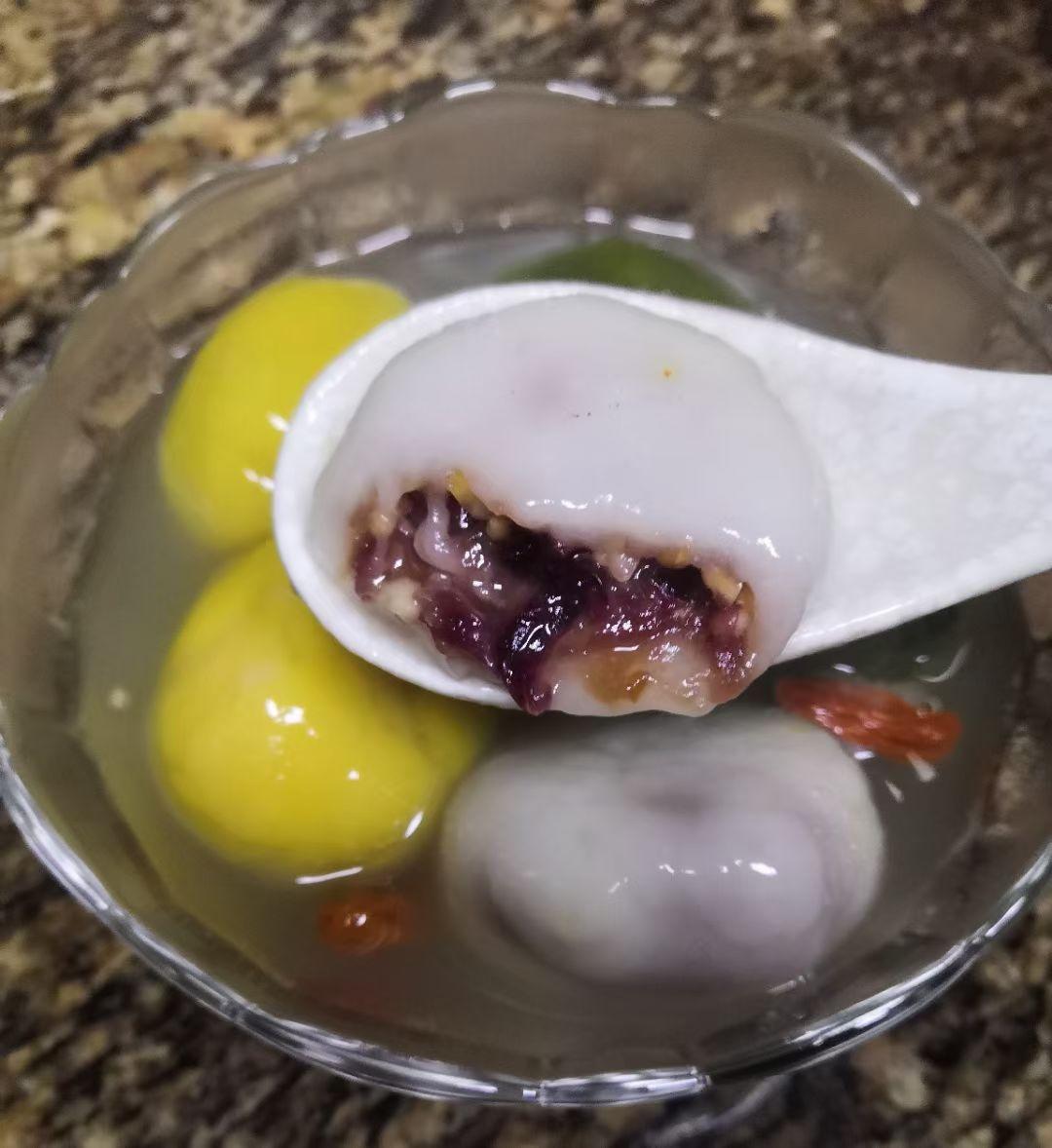 玫瑰汤圆