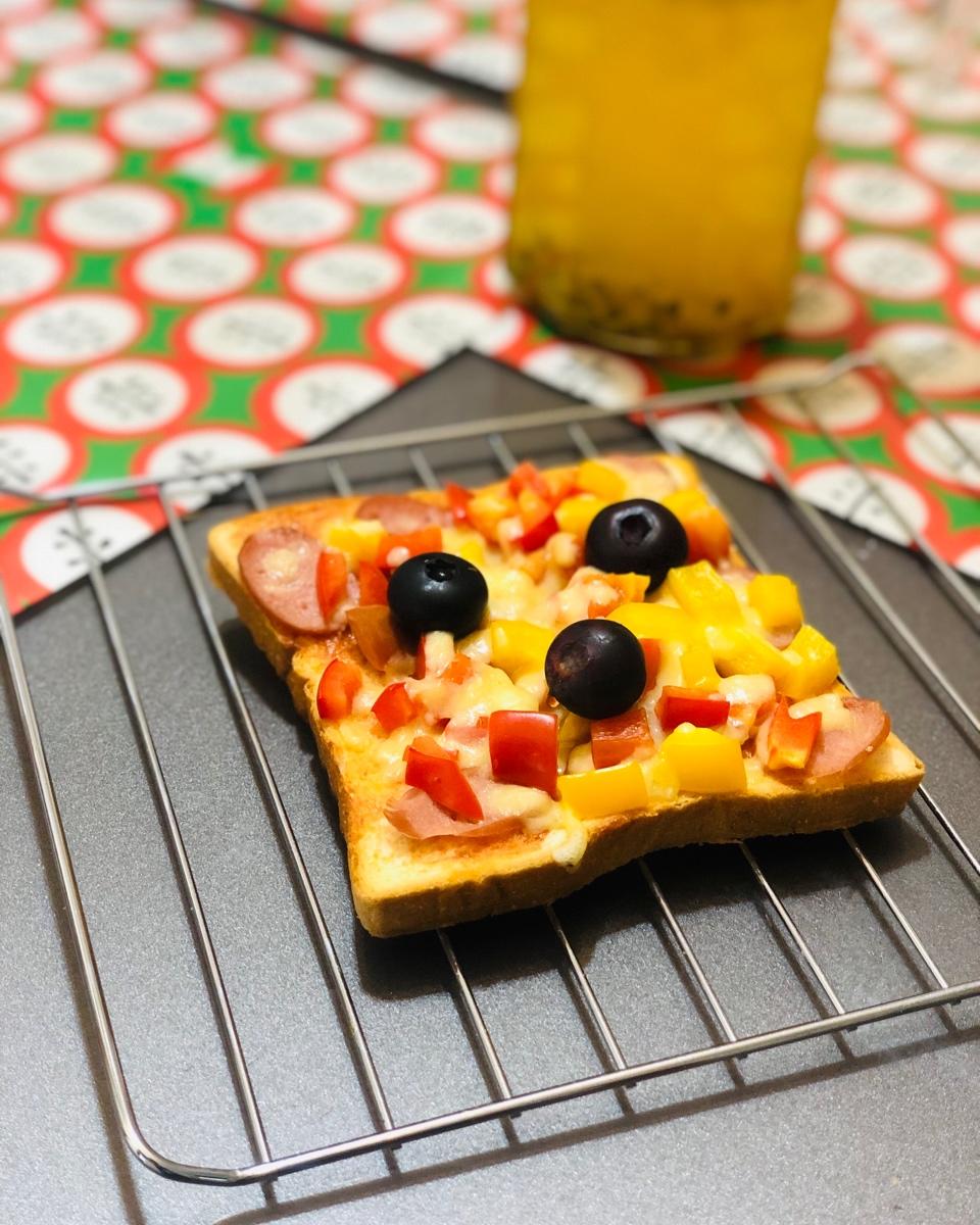 超好吃面包披萨🍕