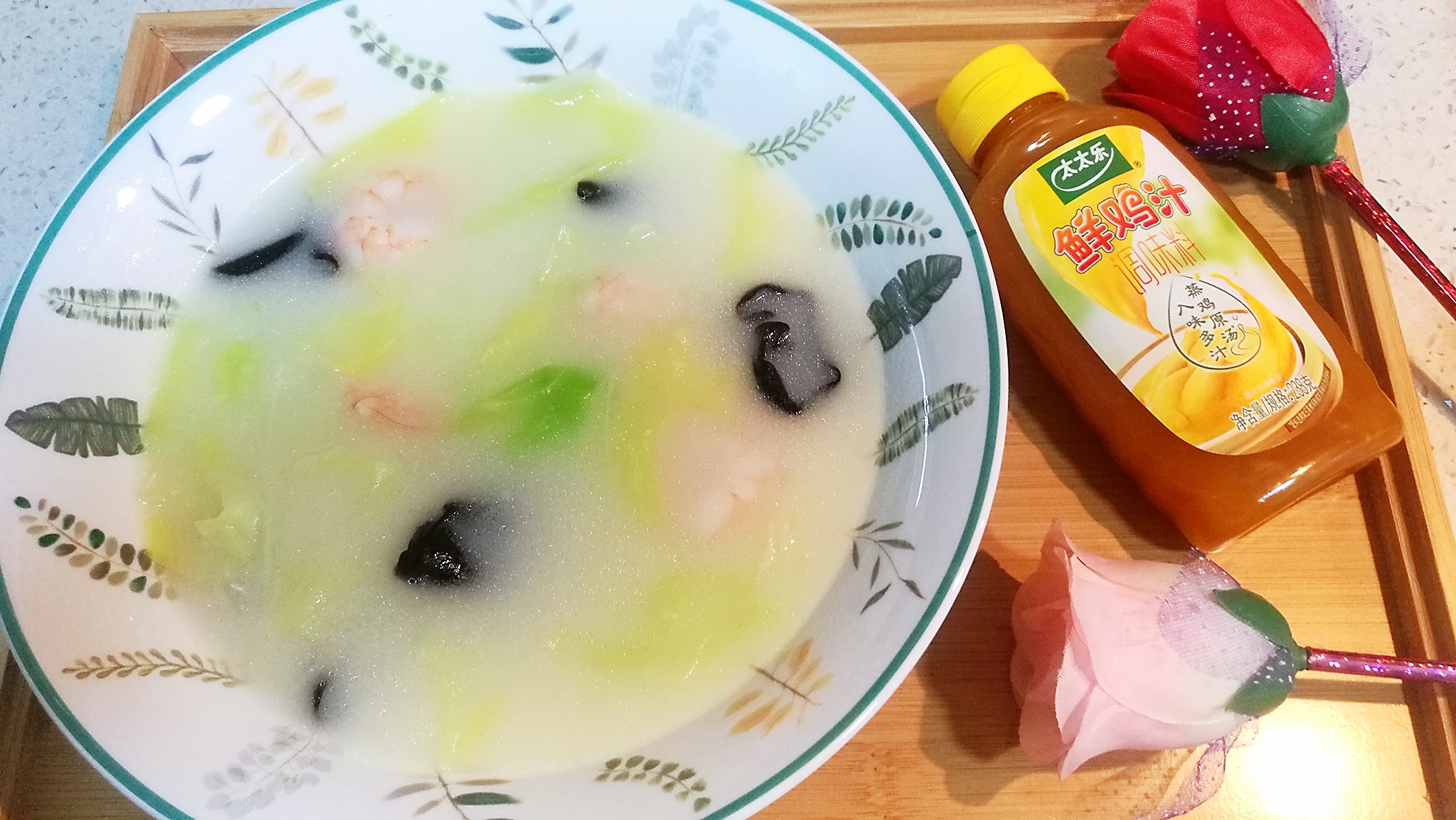 卷心菜奶汤——太太乐鲜鸡汁快手菜的做法
