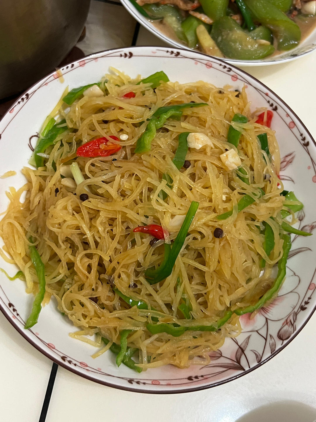 厨师长教你：“炝炒土豆丝”的家常做法，口感爽脆