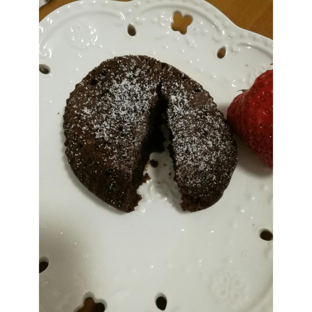 巧克力熔岩蛋糕(全图文超简单)