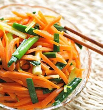 青蒜炒胡萝卜