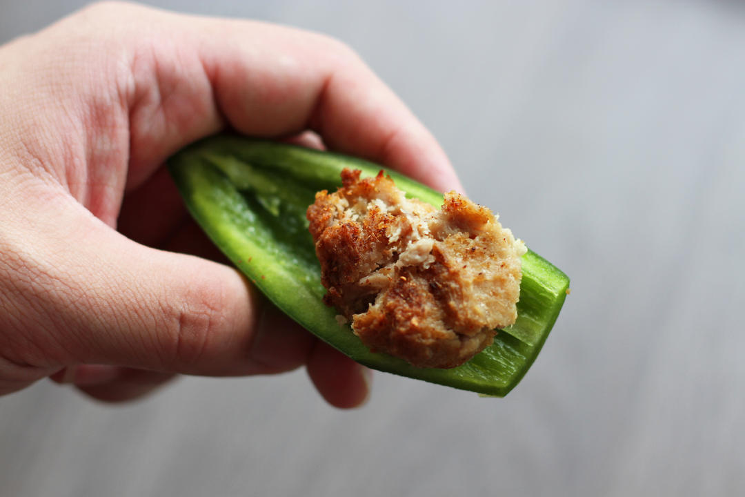 青椒烤鸡肉丸