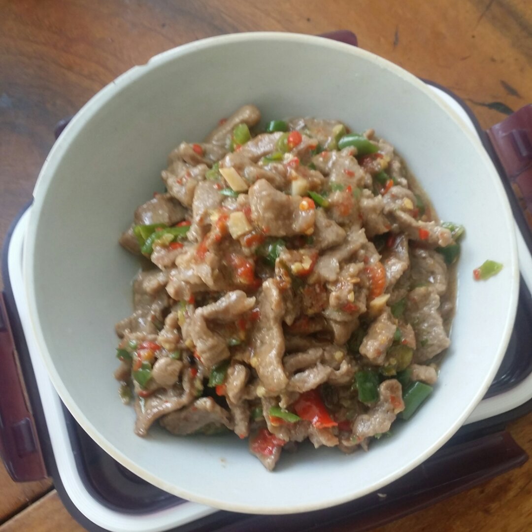 农家小炒肉【记忆中勾魂的油汤】