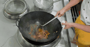 厨师长教你：“盐煎肉”的家常做法，味道独特，川人的最爱的做法 步骤8