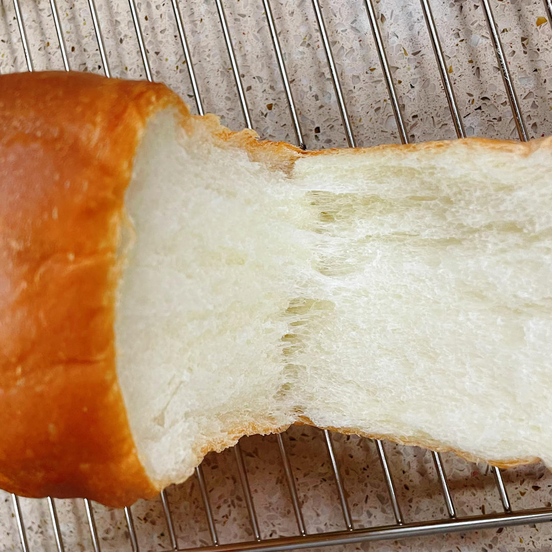 《Tinrry+》软绵绵的白吐司