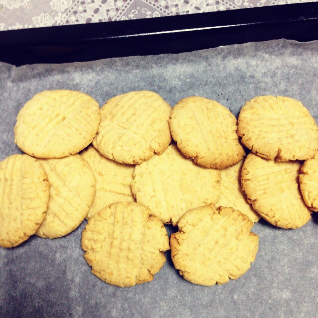 牛奶饼干