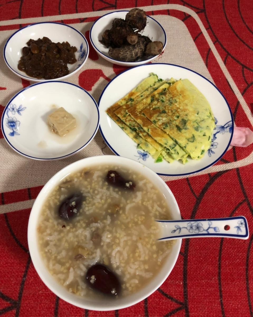 小米红枣南瓜粥