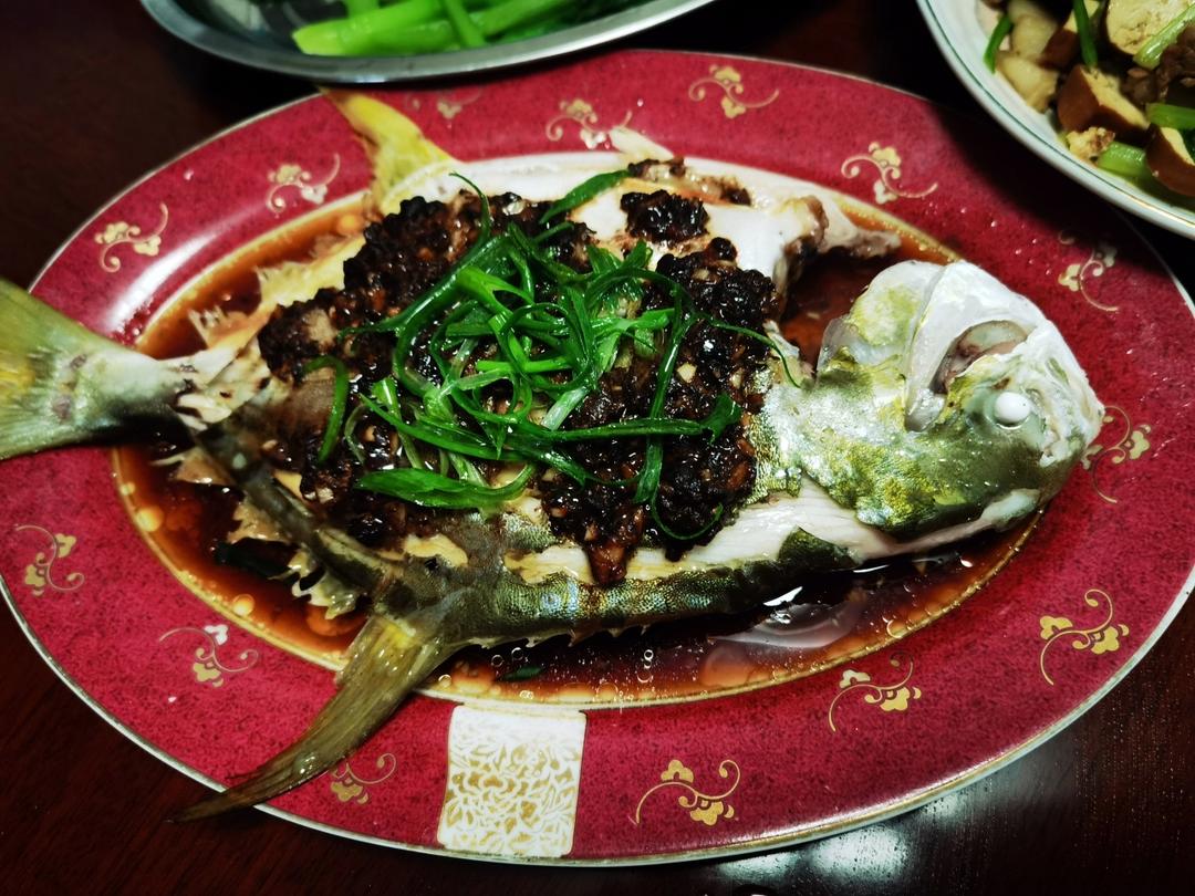 豆豉蒸鲳鱼