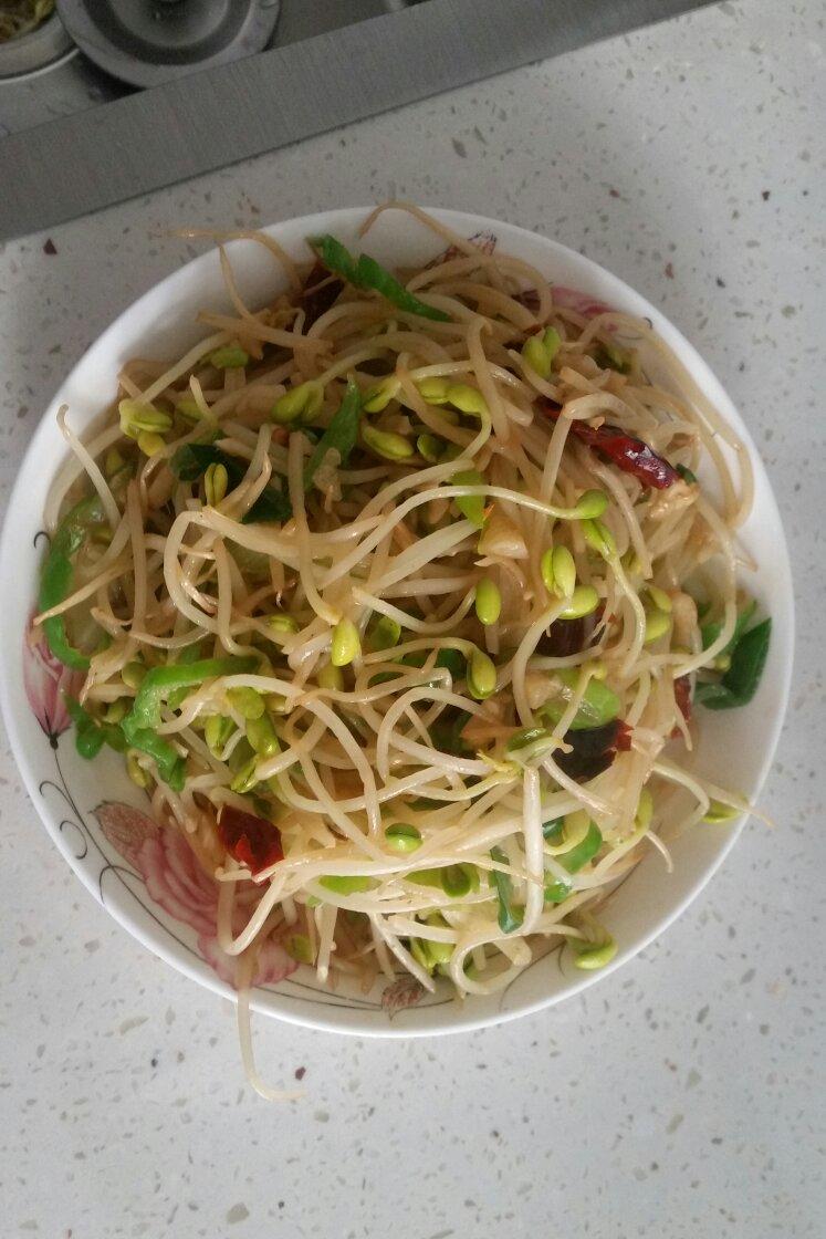 美味吃货-1做的清炒豆芽